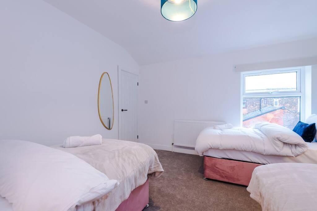 5 Bed Salford Sanctuary Retreat Villa Manchester Exterior foto