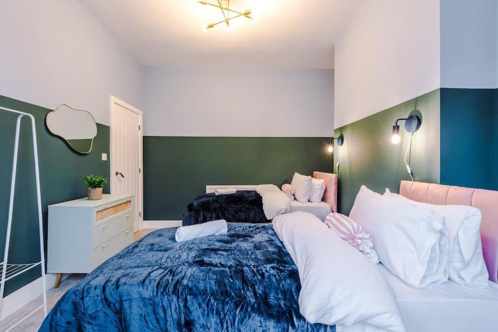 5 Bed Salford Sanctuary Retreat Villa Manchester Exterior foto